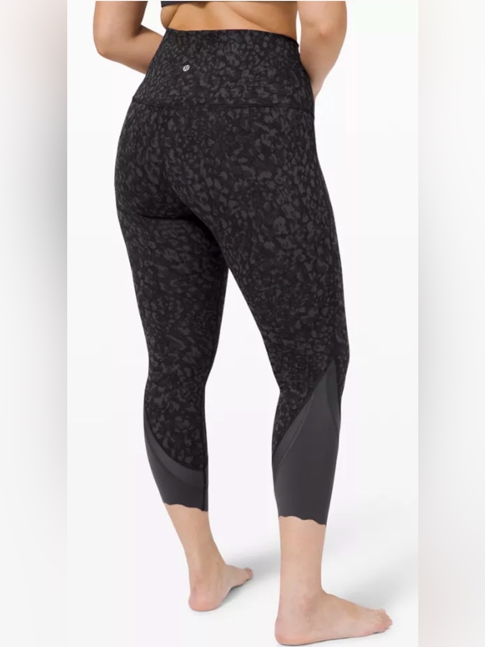 Lululemon  Lululemon Wunder Under High-Rise Crop 23" Roll Down Scallop 8